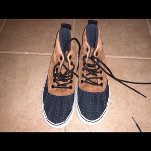 BRAND NEW WOT Vans all weather MTE high tops